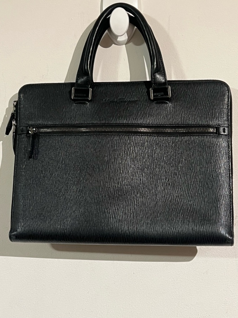 Salvatore ferragamo black leather slim business bag